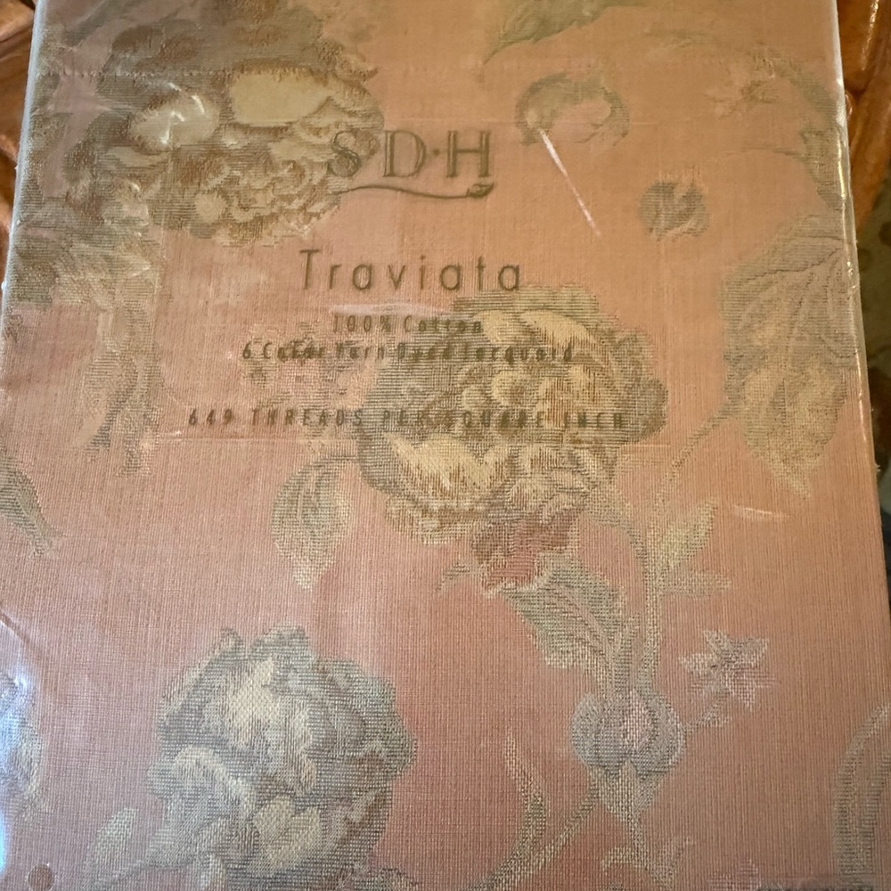 SDH , Traviata pattern queen pillow sham